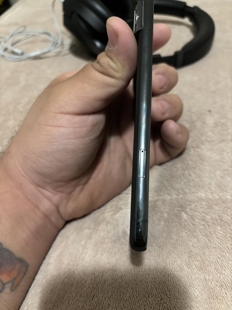 Google Pixel 8 Pro, color Obsidian