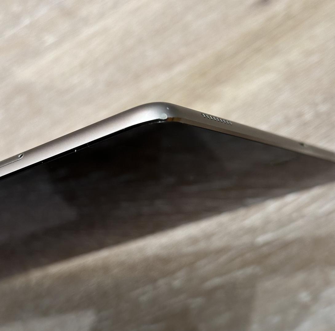 Apple iPad Pro 12.9" 1st Gen 2015, color Gray