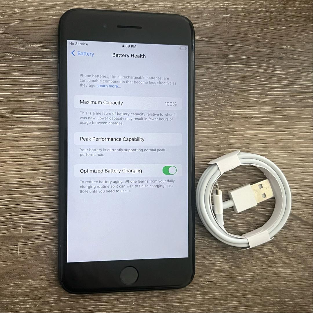 Apple iPhone 7 Plus, color Black