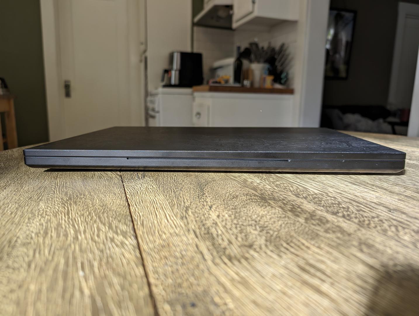 Razer Blade 18" 2023, color Black