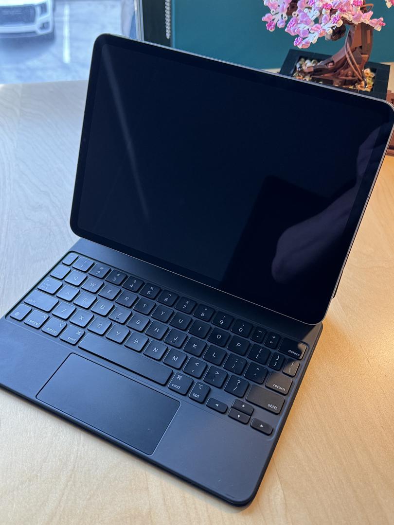 Apple iPad Pro 11" 4th Gen 2022, color Gray