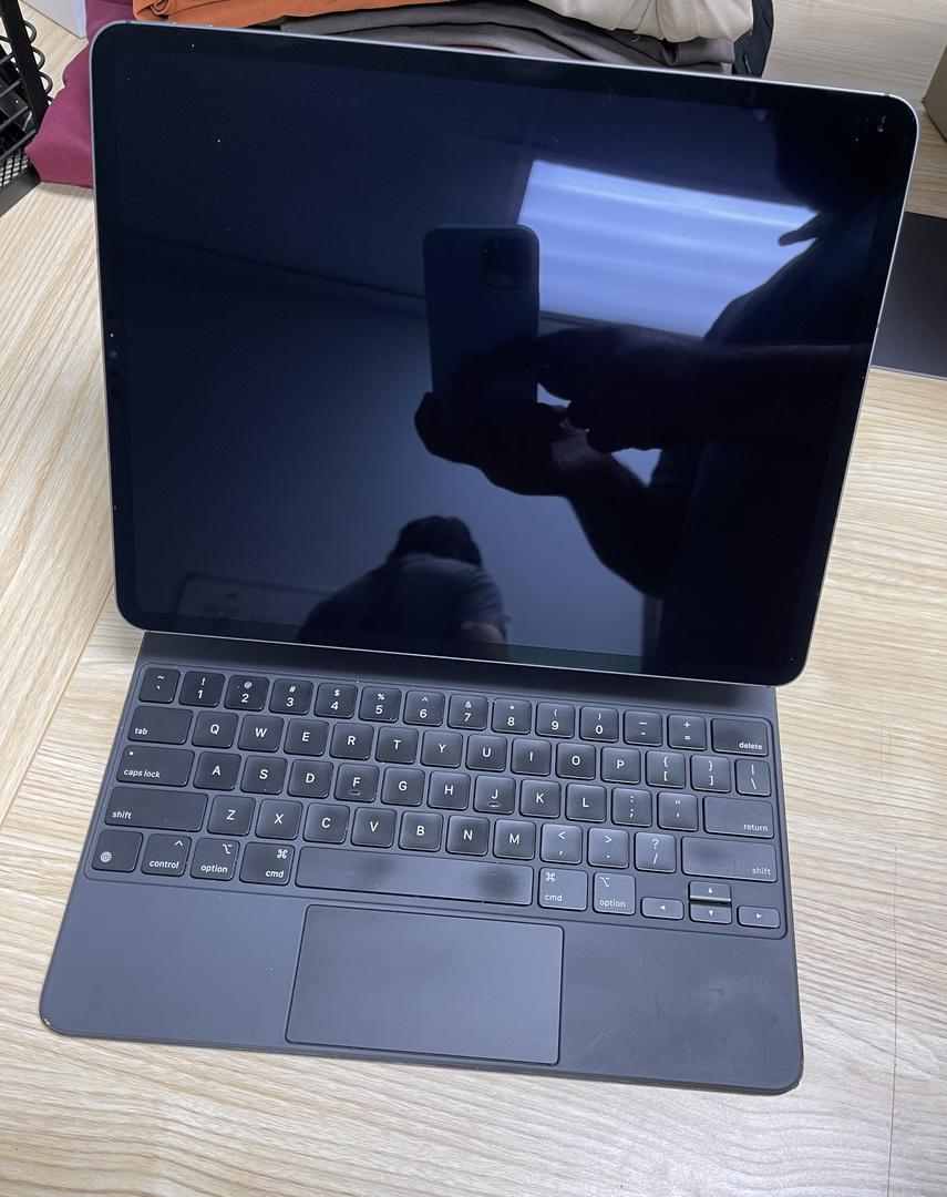 Apple iPad Pro 12.9" 5th Gen 2021, color Gray