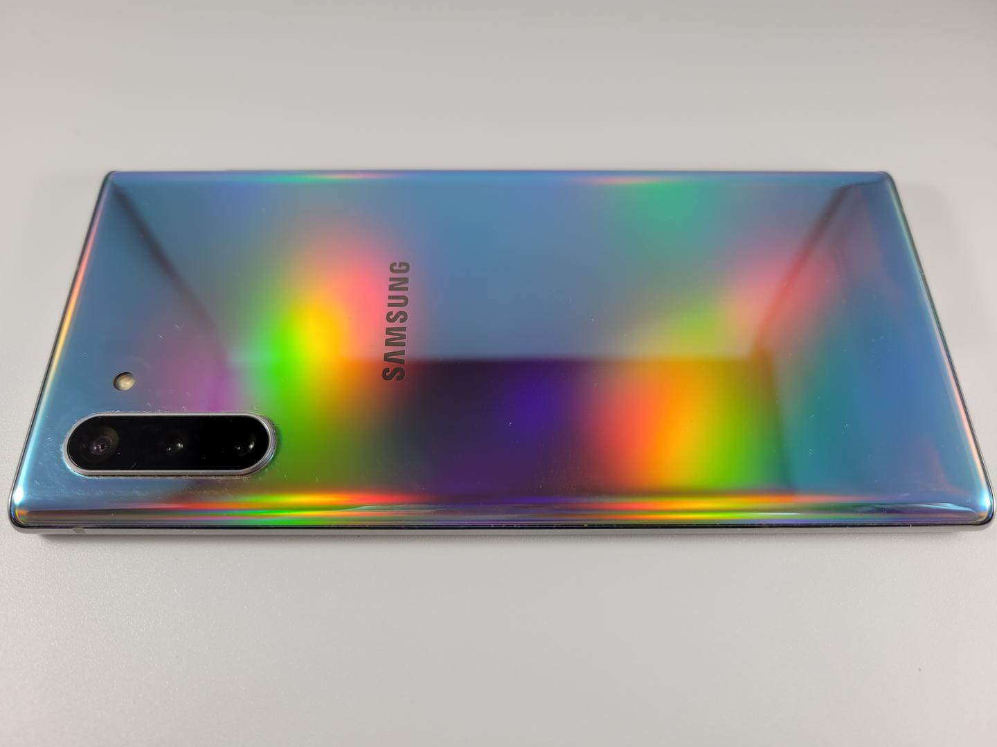 Samsung Galaxy Note 10, color Aura Glow