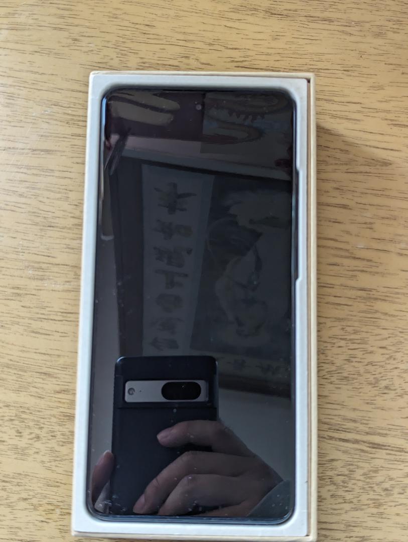 Motorola Edge (2022), color Gray