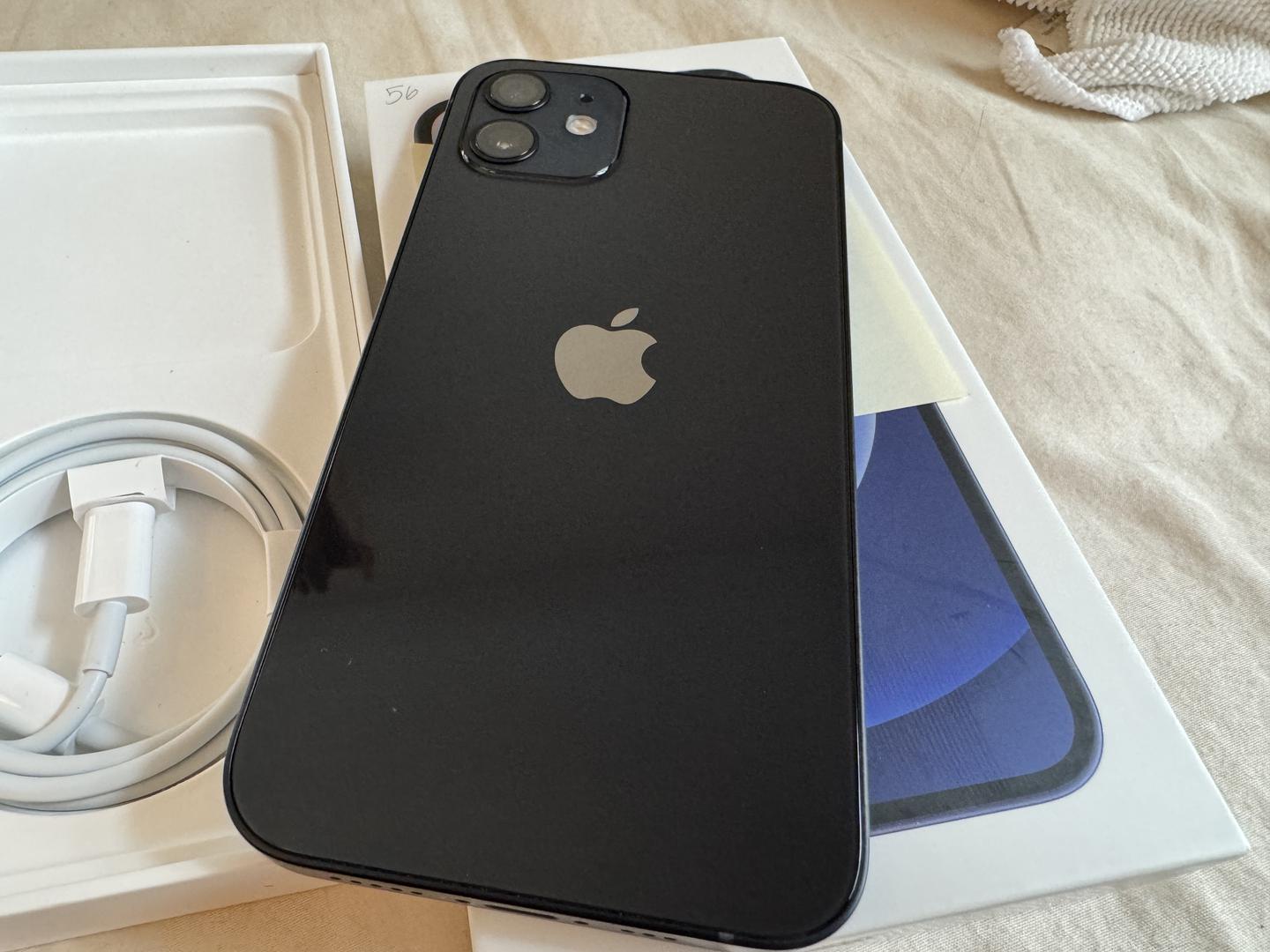 Apple iPhone 12, color Black