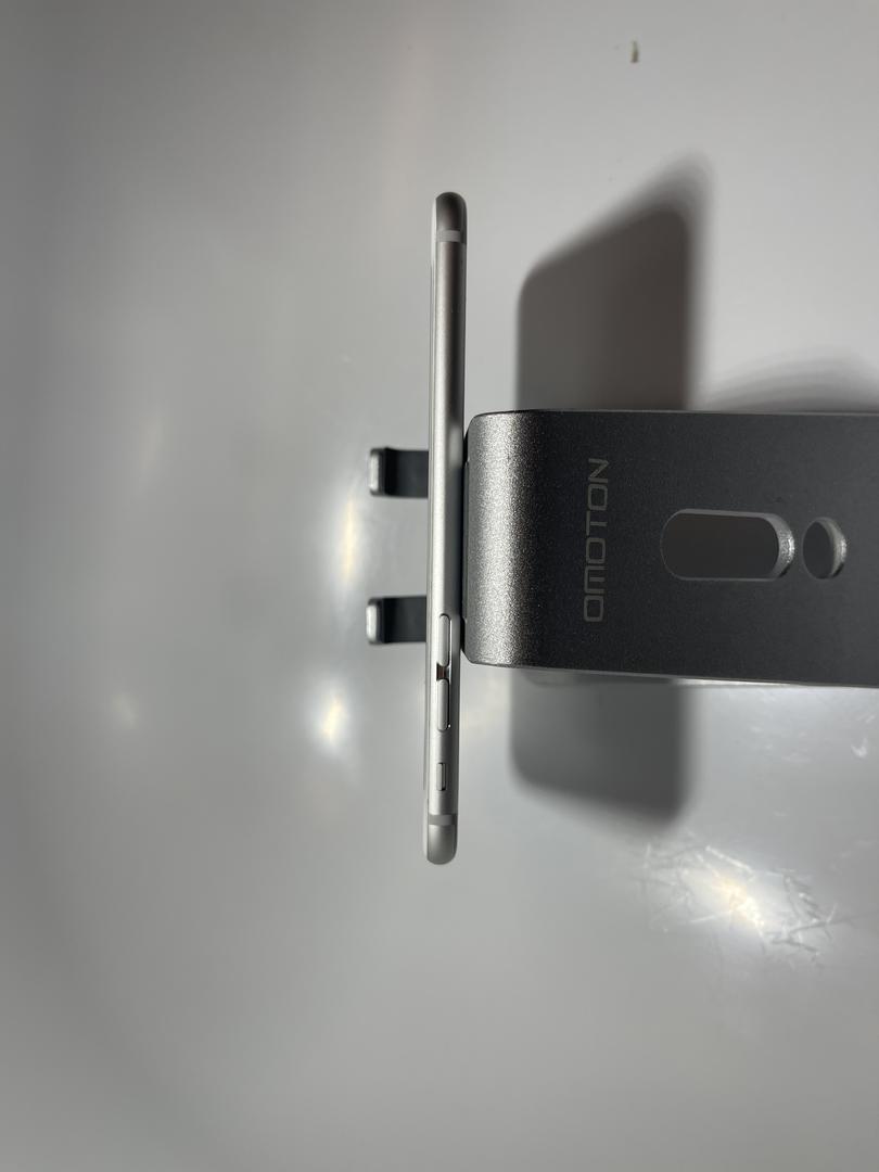 Apple iPhone 6S, color Silver