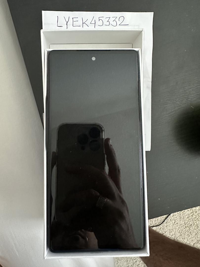 Google Pixel 6, color Black