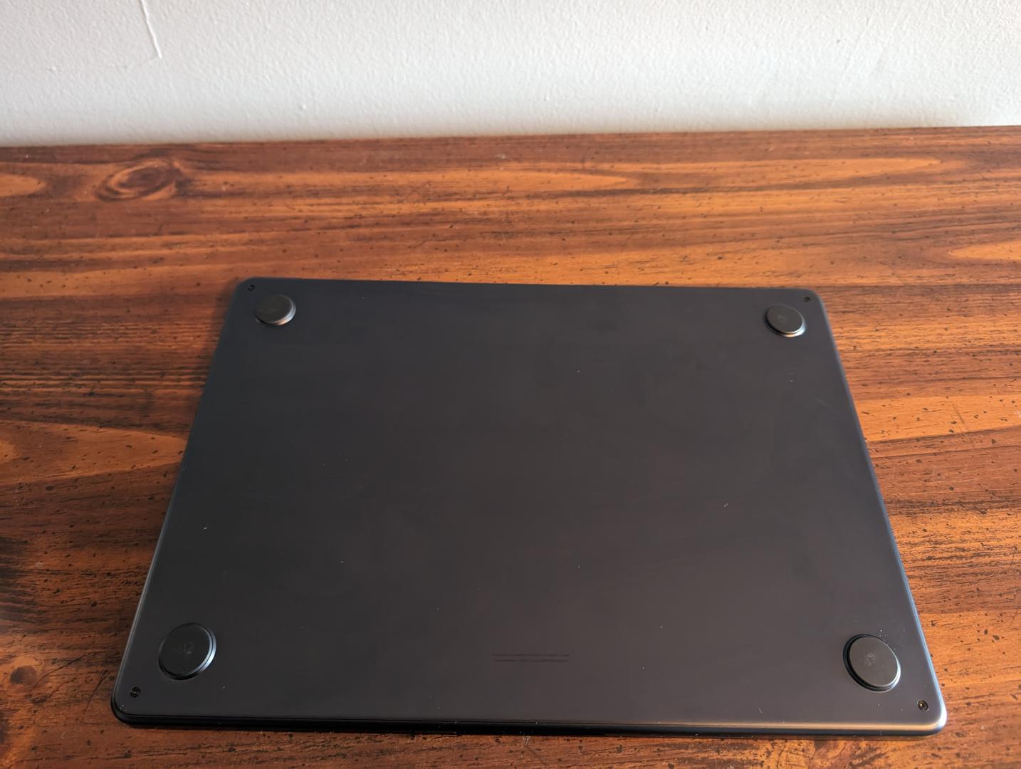 MacBook Air 2022 - 13", color Midnight