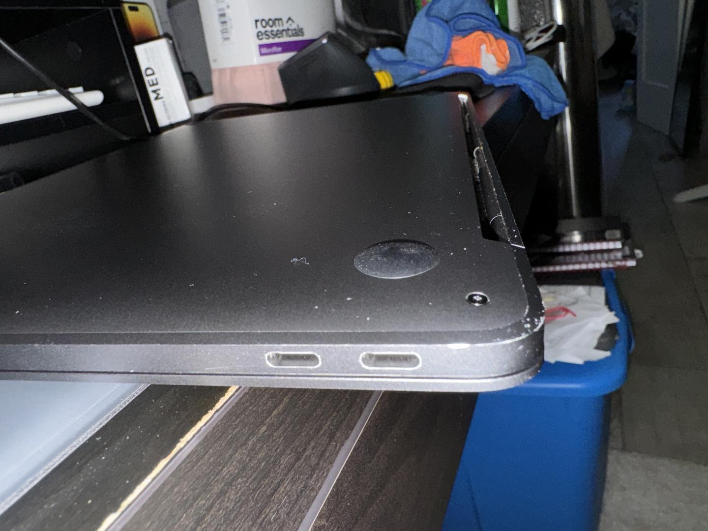 MacBook Pro 2016 (No Touch Bar) - 13", color Gray