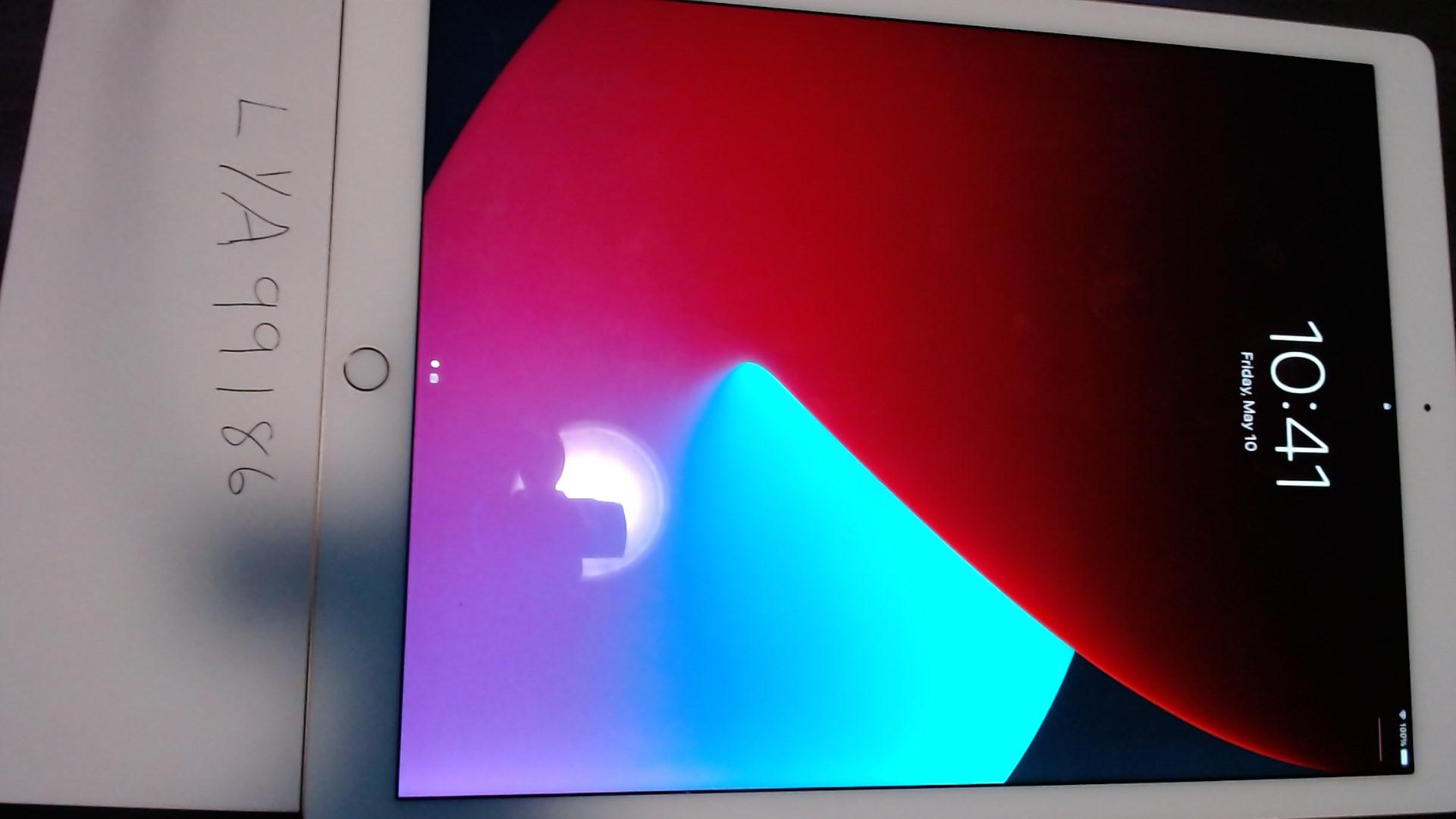 Apple iPad Pro 12.9" 1st Gen 2015, color Gold