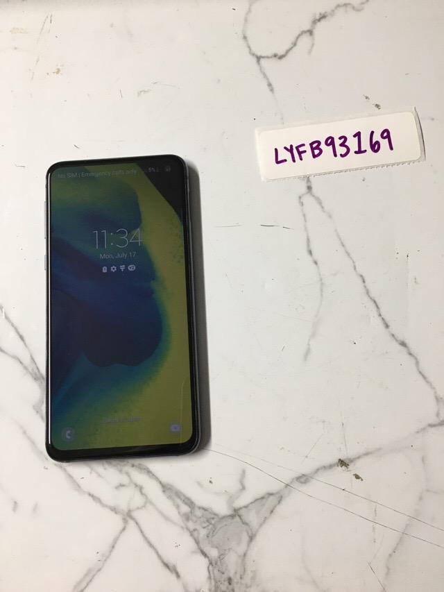 Samsung Galaxy S10e, color Black