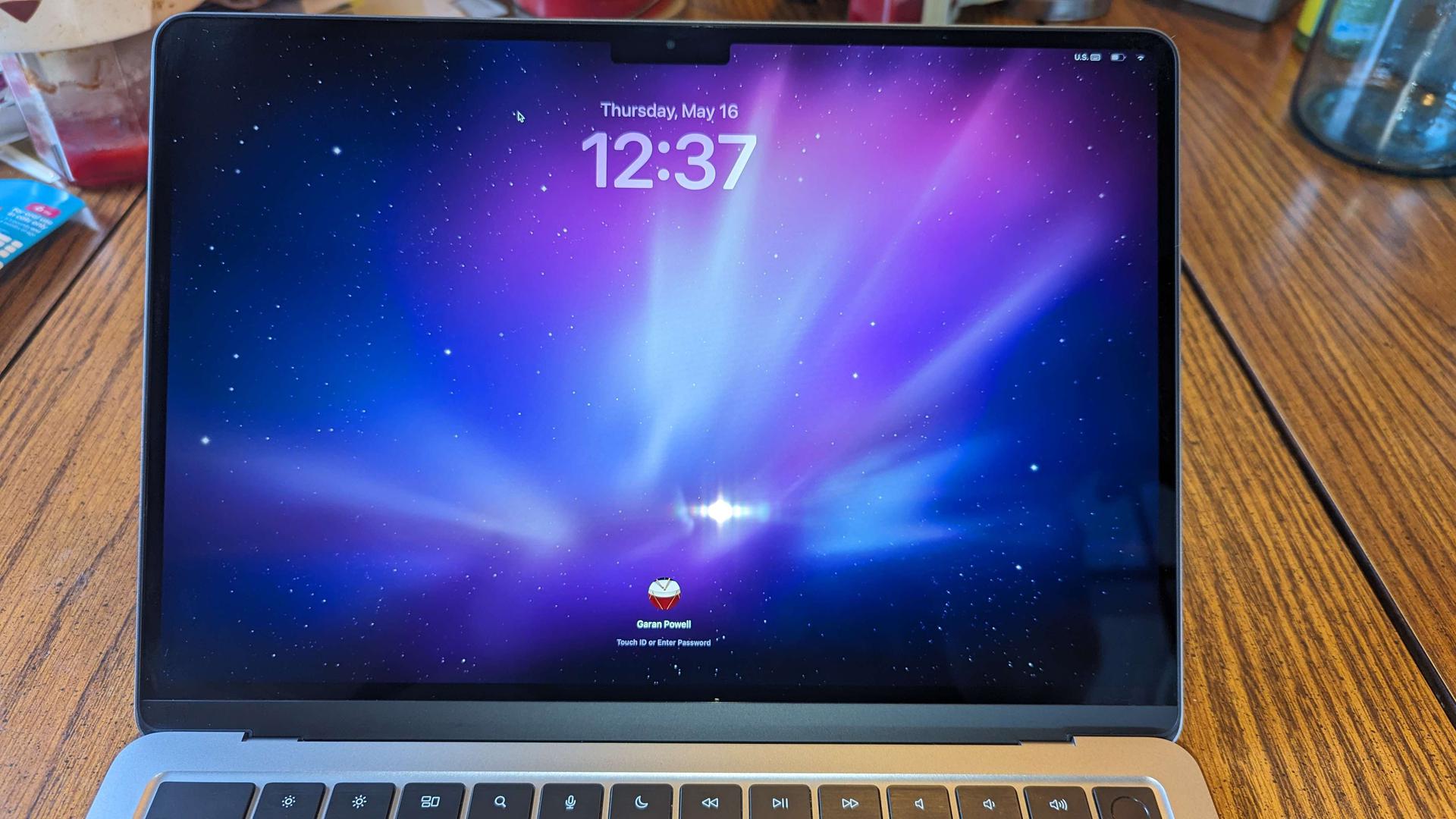 MacBook Air 2022 - 13", color Silver