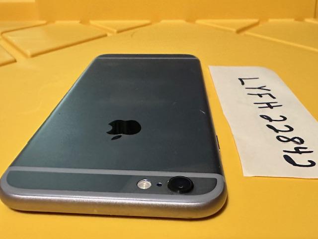 Apple iPhone 6S, color Silver
