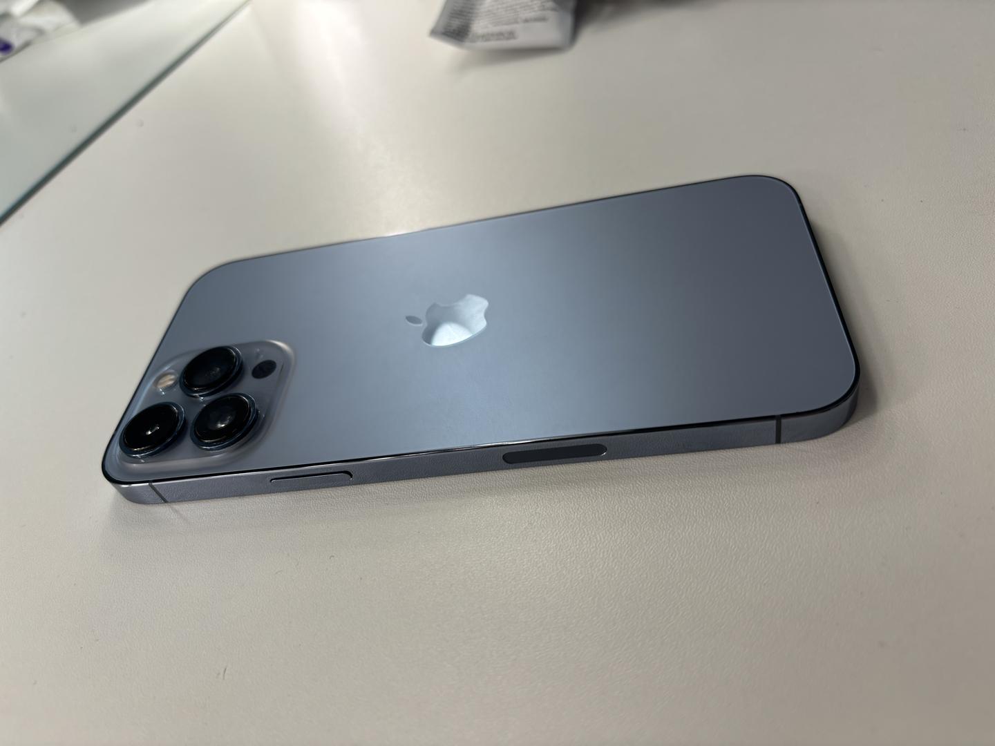 Apple iPhone 13 Pro Max, color Sierra Blue