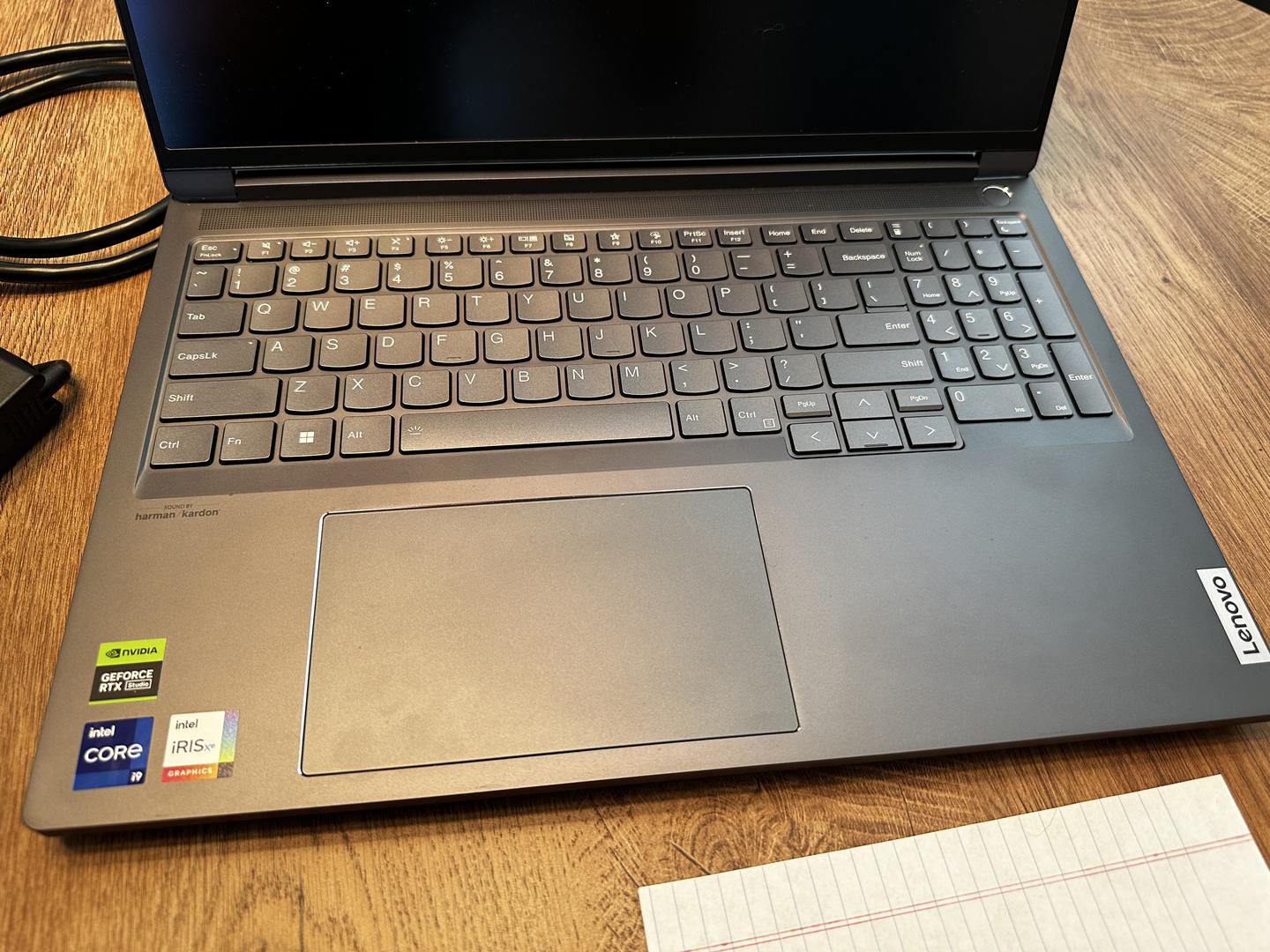 Lenovo ThinkBook, color