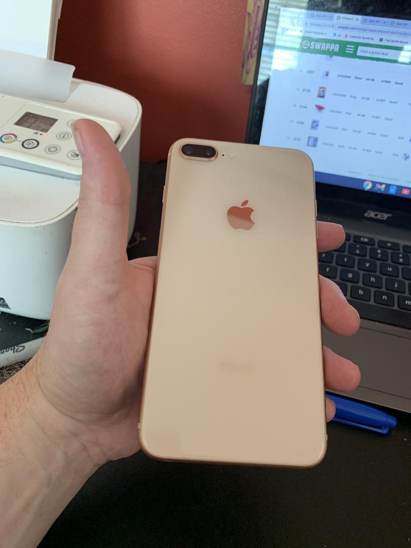 Apple iPhone 8 Plus, color Gold