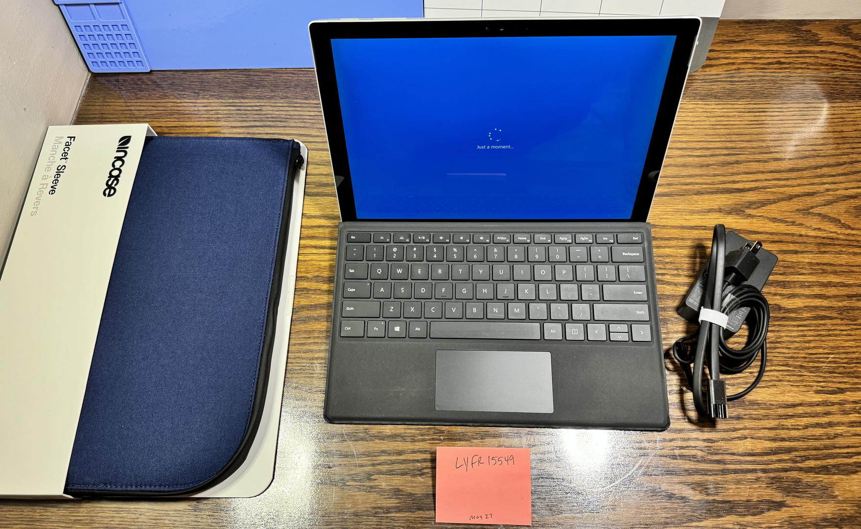 Microsoft Surface Pro 4 - 12.3 Inch, color Silver