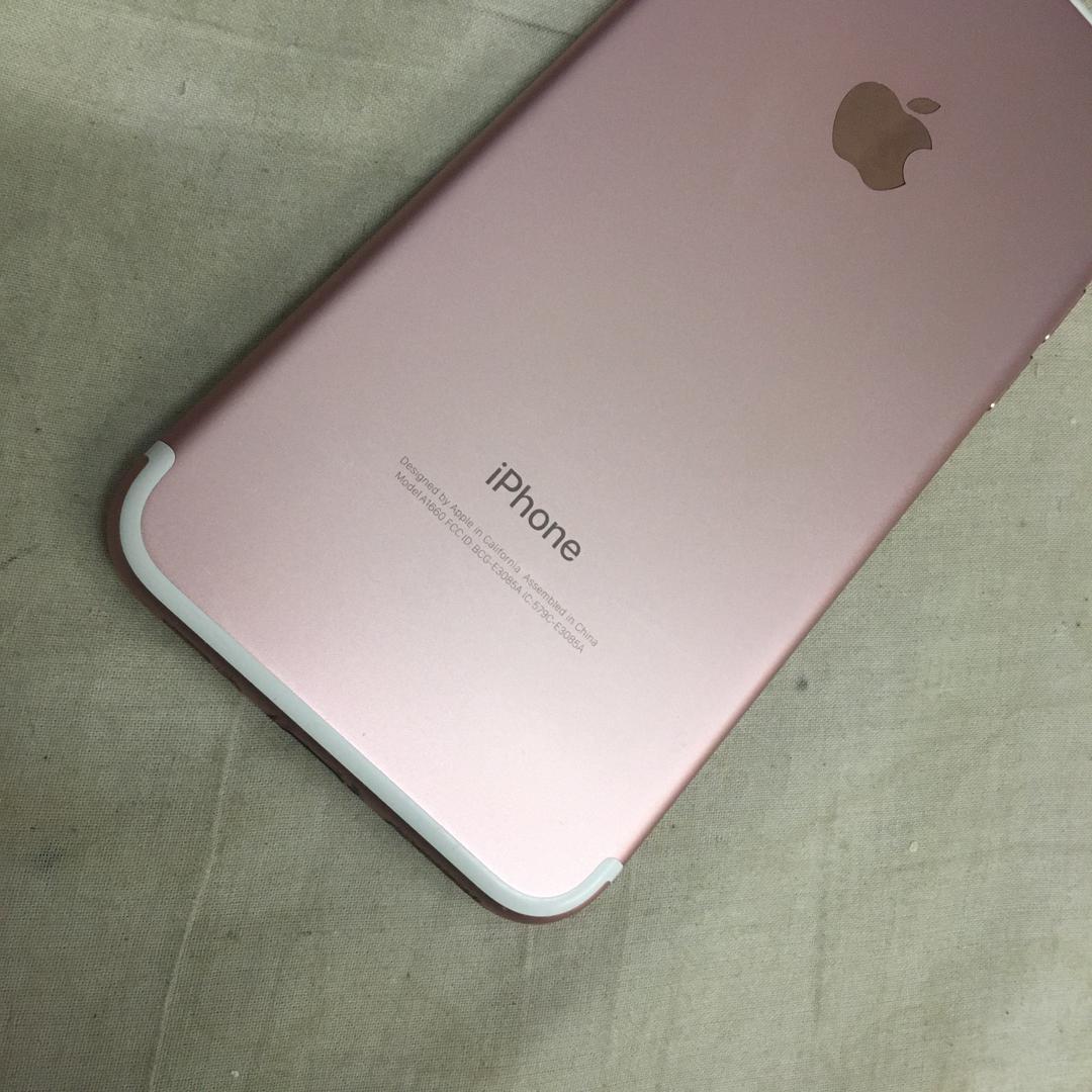 Apple iPhone 7, color Rose Gold