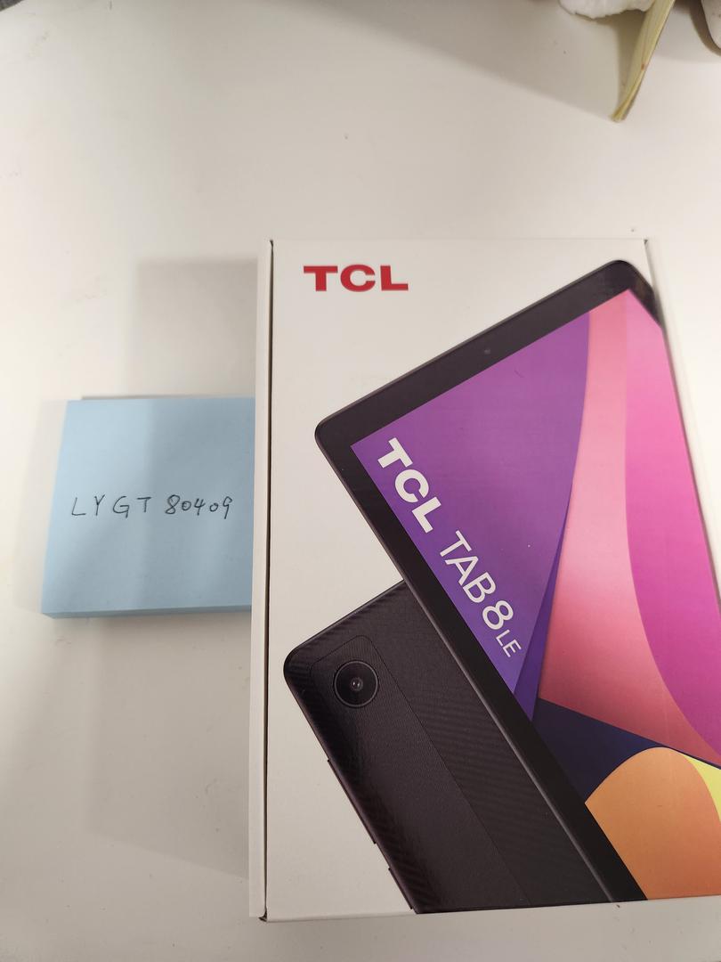 TCL Tablet, color