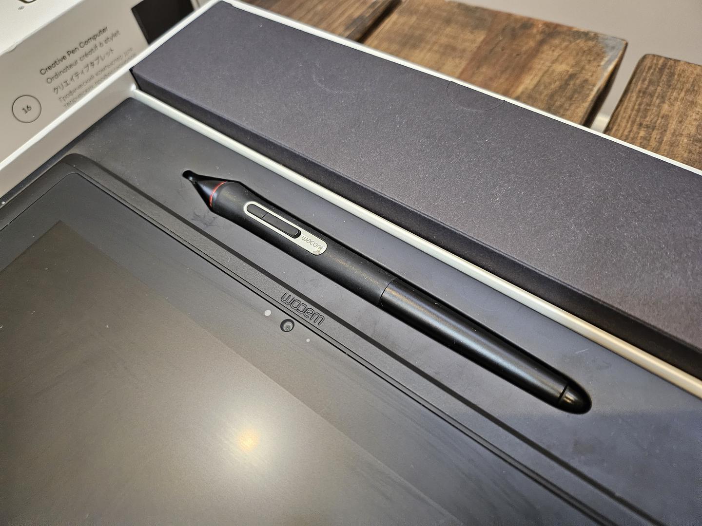 Wacom MobileStudio Pro 16", color