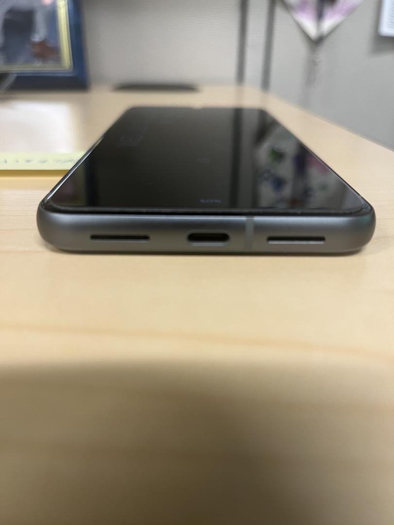 Google Pixel 8, color Hazel