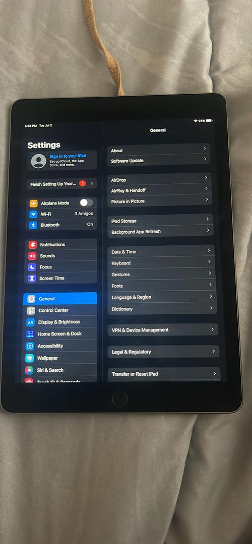 Apple iPad 7th Gen, color Gray