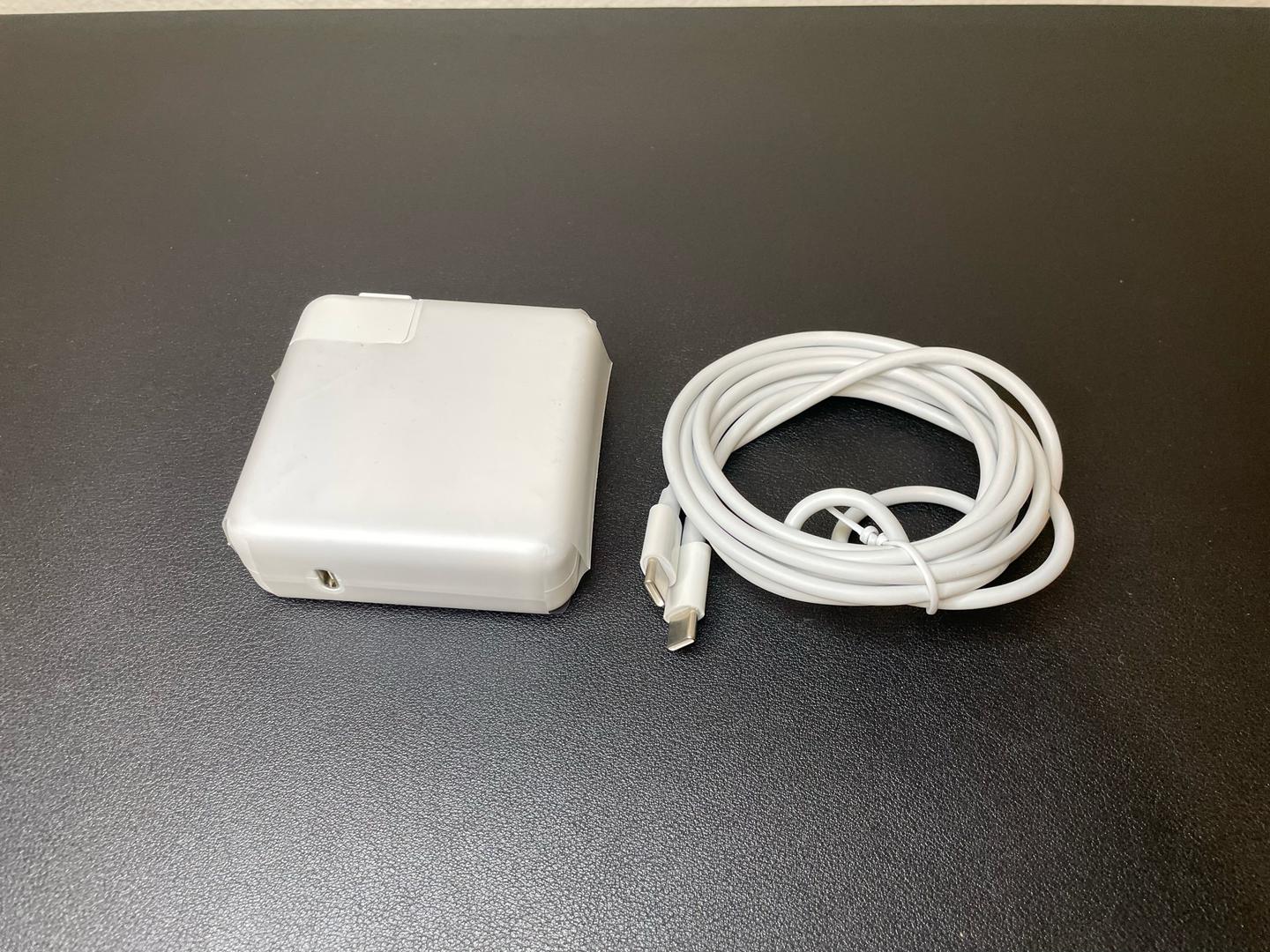 MacBook Pro 2020 - 13", color Gray