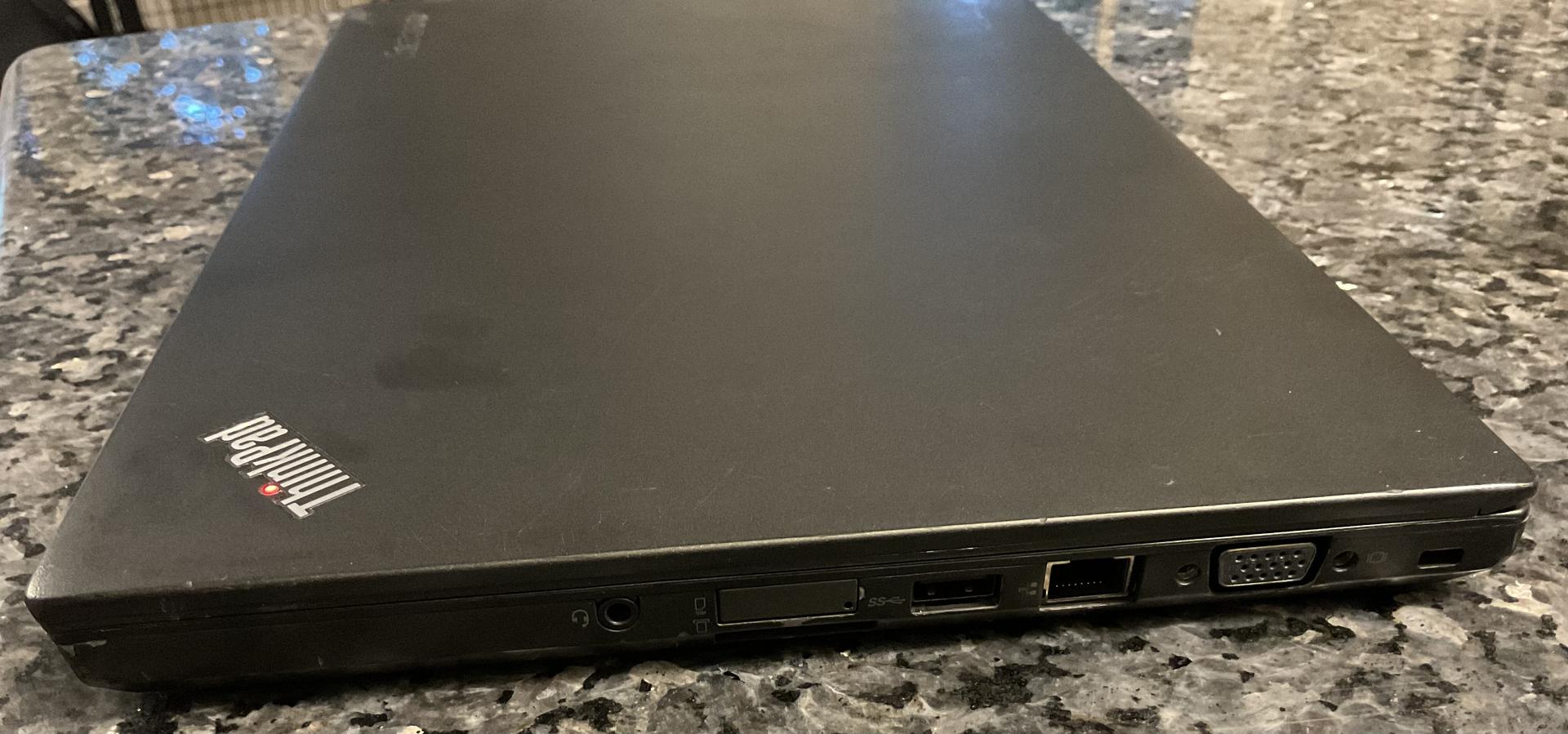 Lenovo ThinkPad Laptop, color