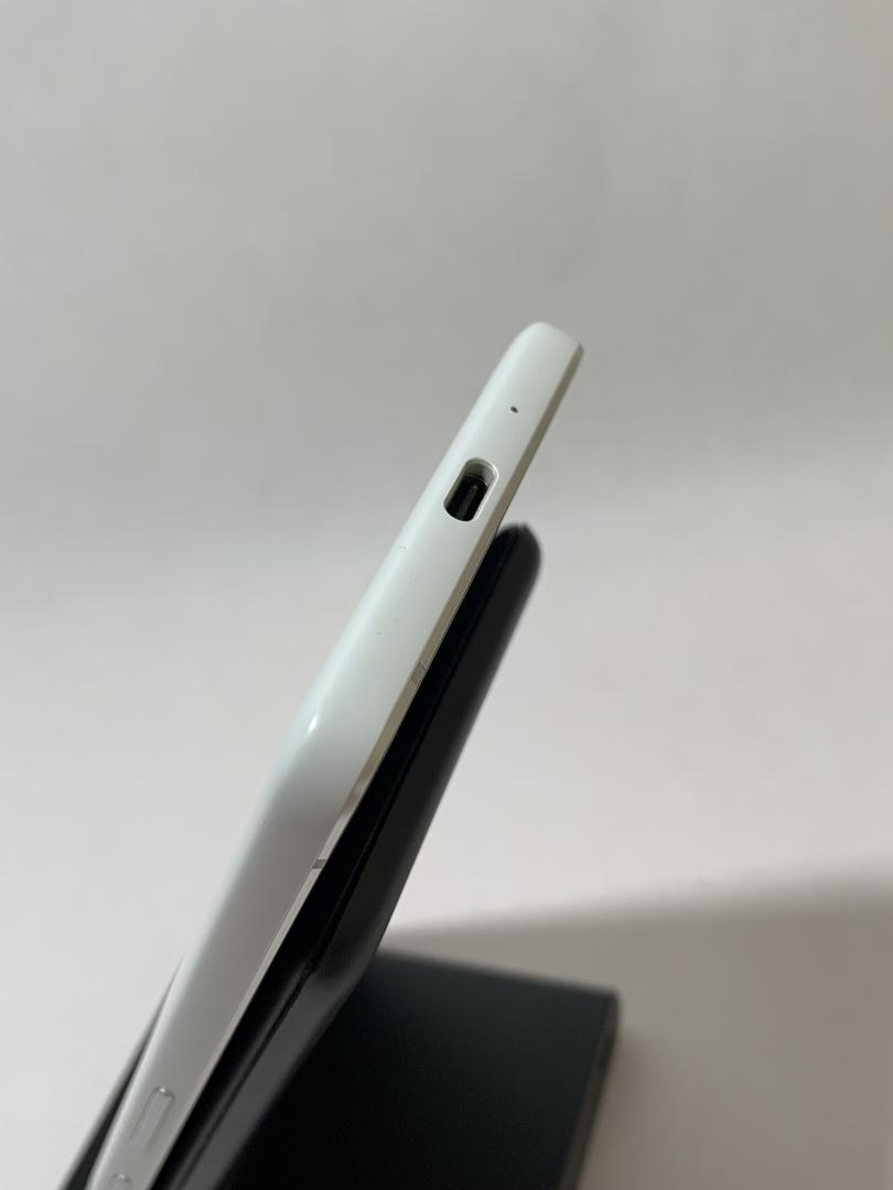 Google Pixel 2, color White