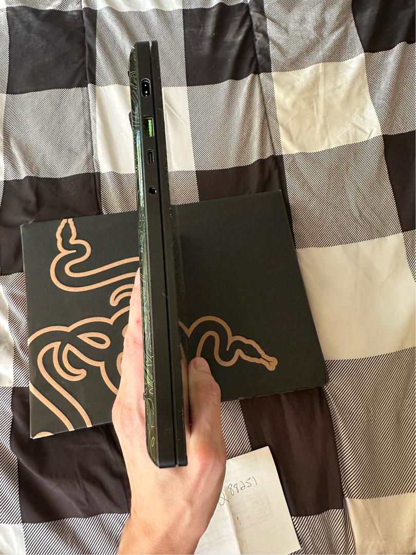 Razer Blade 14" 2023, color Black