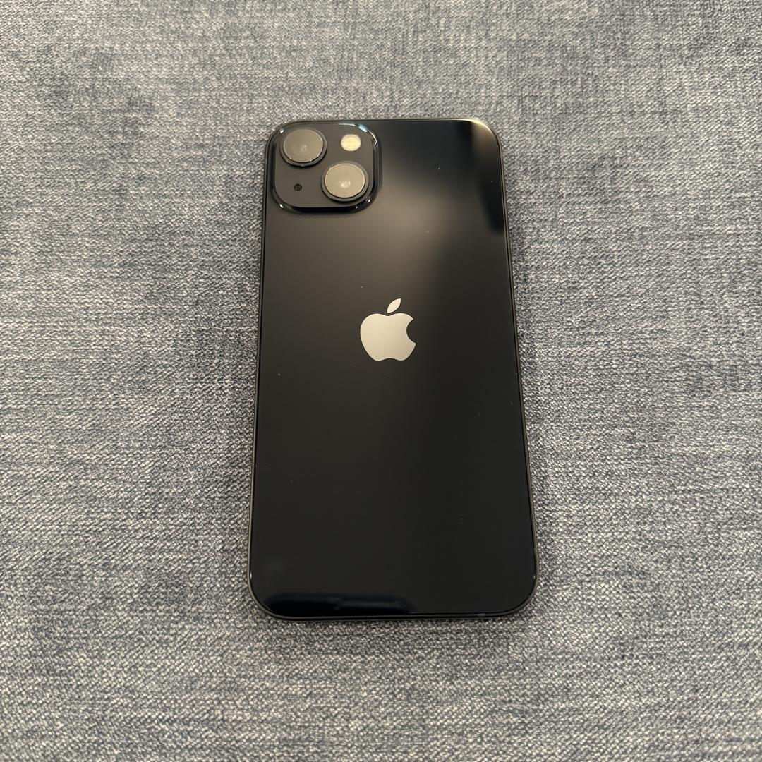 Apple iPhone 13, color Midnight
