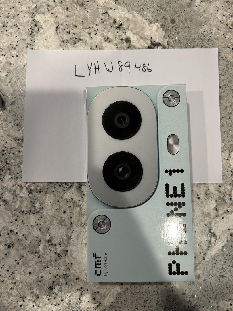 CMF Phone 1, color Light Green