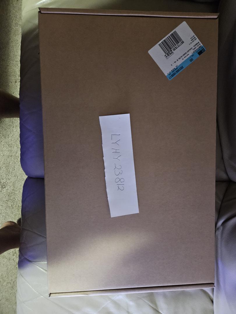 Samsung Galaxy Book4 Ultra, color Moonstone Gray