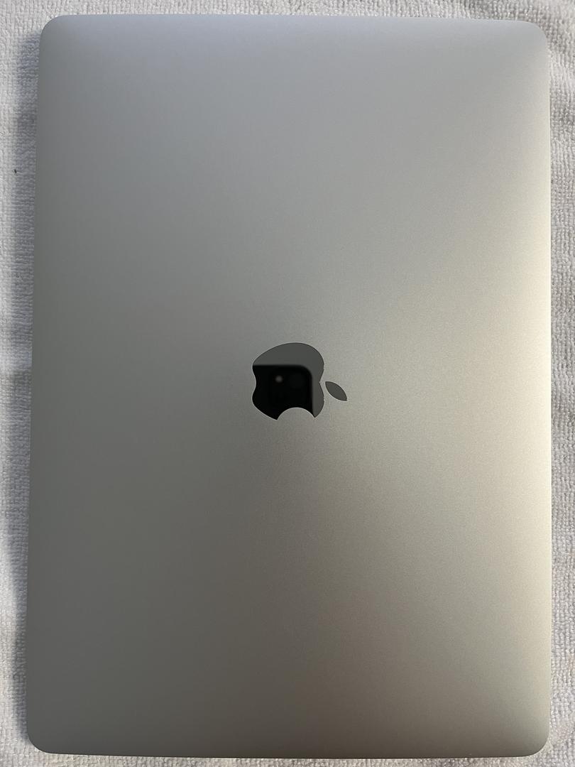 MacBook Pro 2020 - 13", color Silver