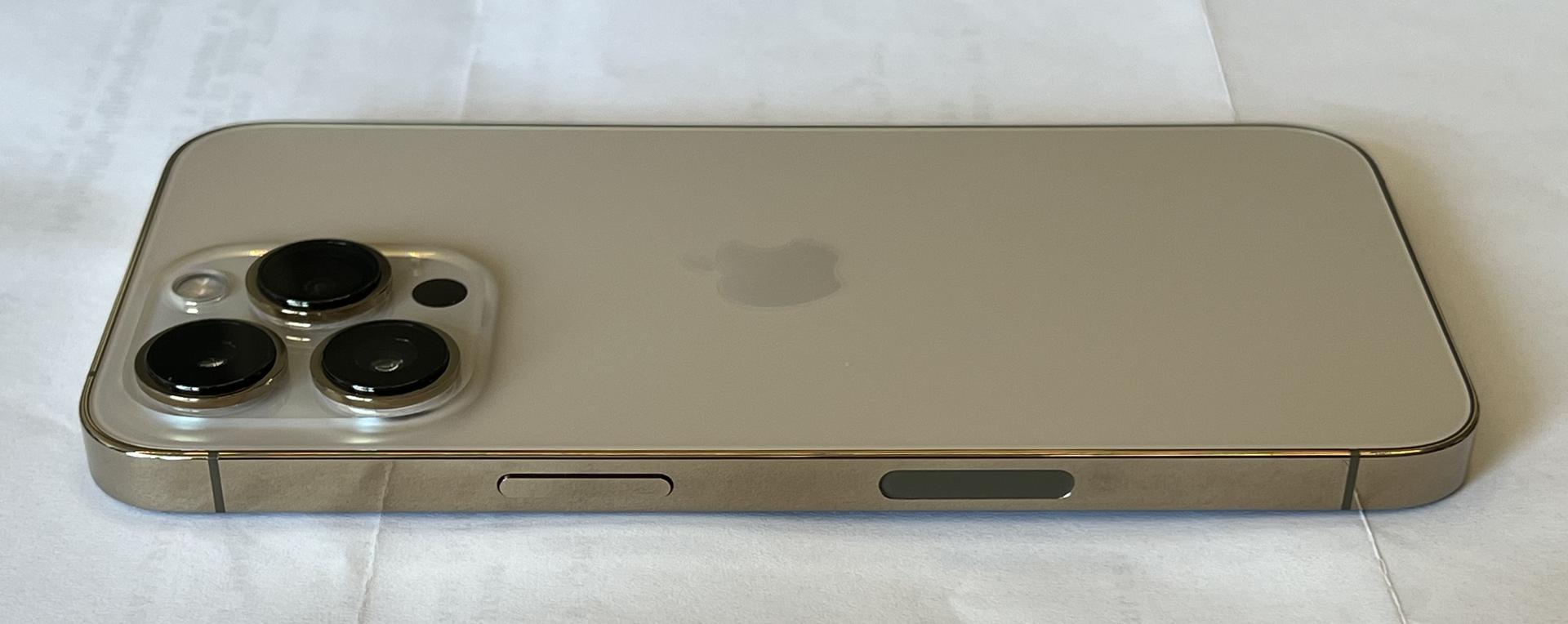 Apple iPhone 13 Pro - Unlocked, 1TB, Gold, A2483 - LYIE02048 - Swappa