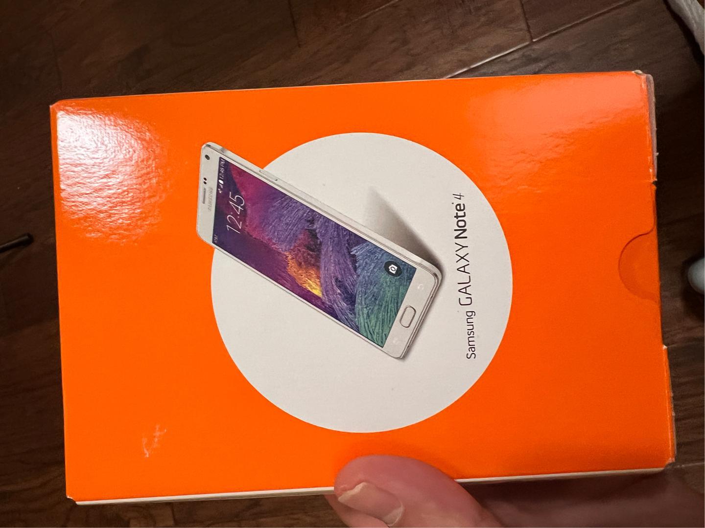 Samsung Galaxy Note 4, color White