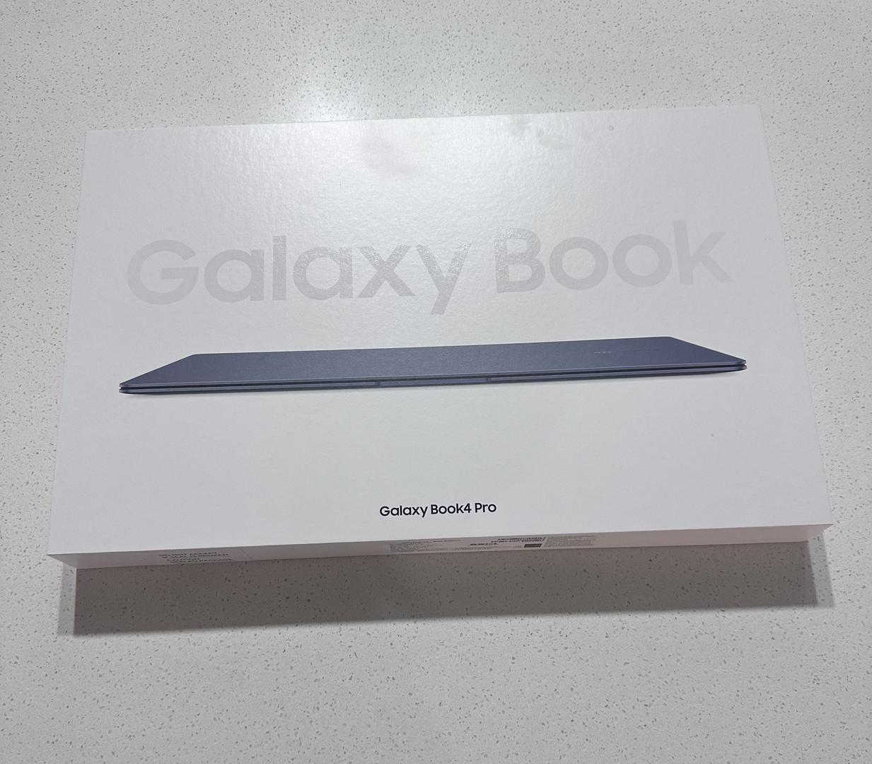 Samsung Galaxy Book4 Pro, color Moonstone Gray
