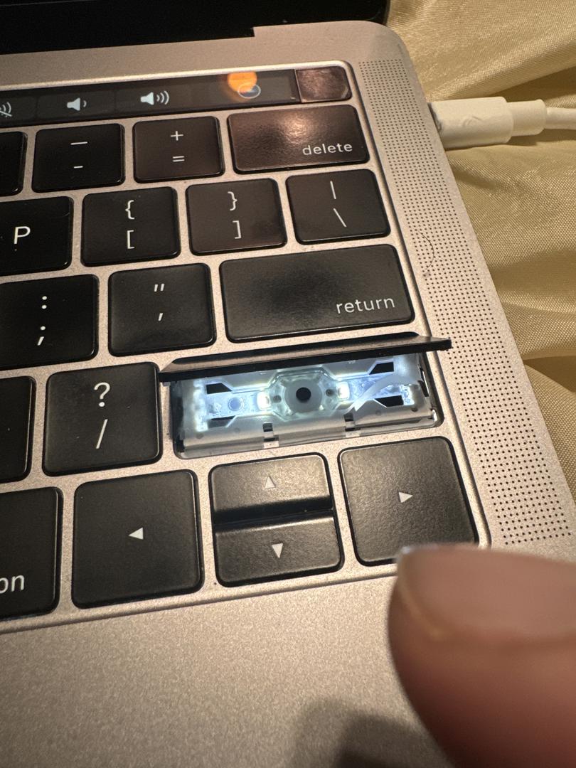 MacBook Pro 2018 (With Touch Bar) - 13", color Silver