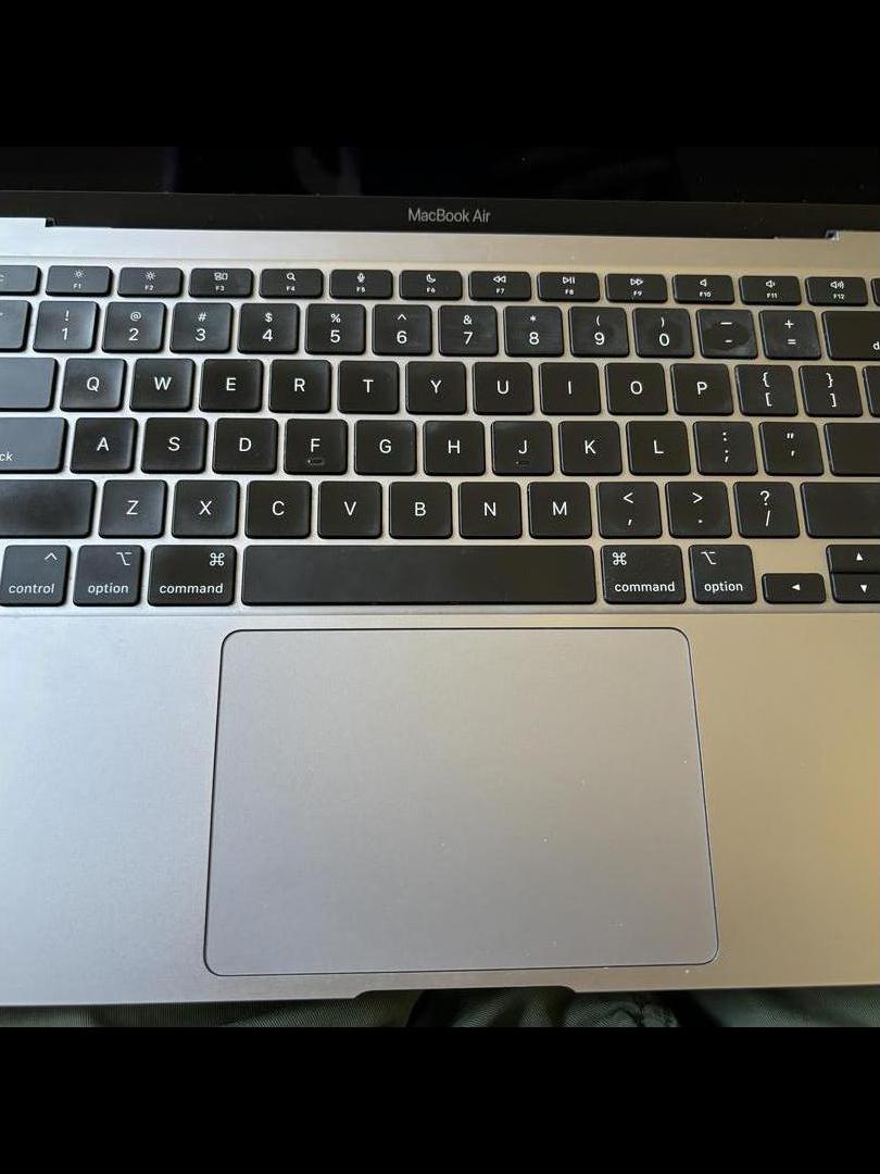 MacBook Air 2020 - 13", color Gray