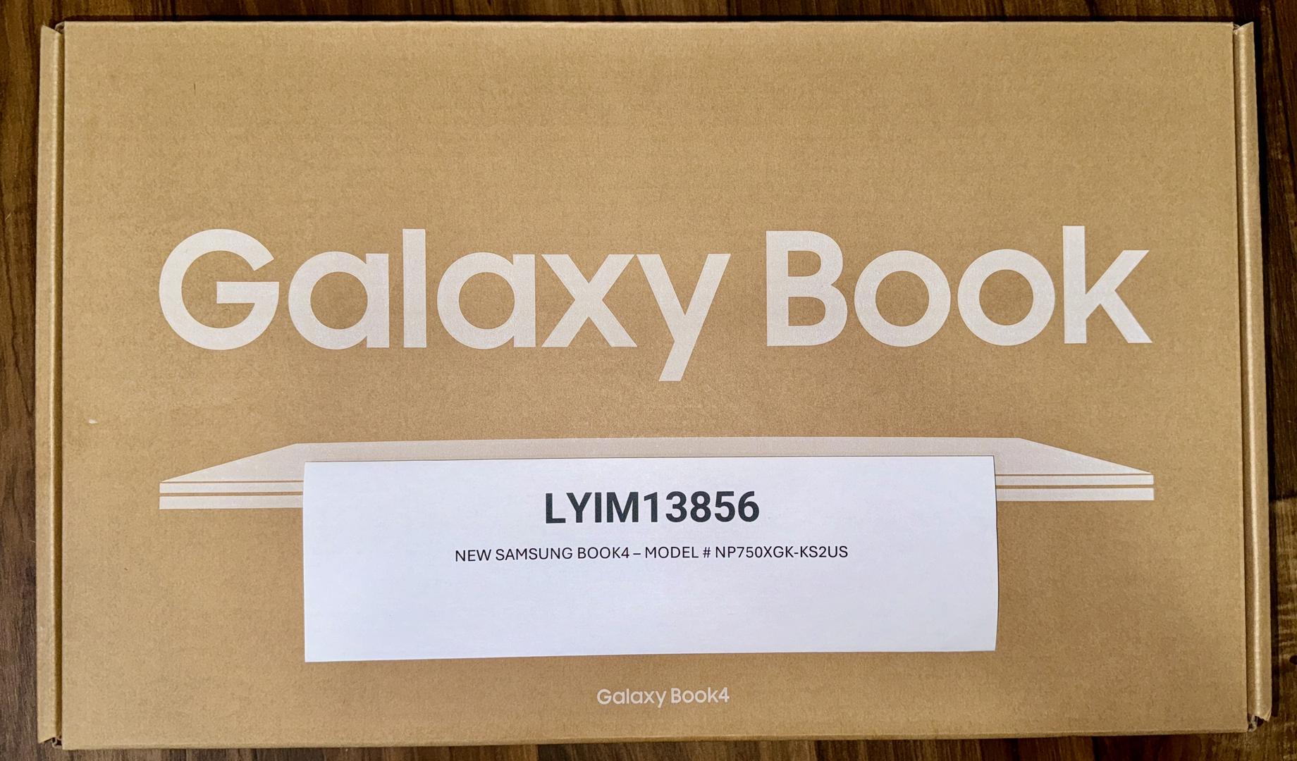 Samsung Galaxy Book4, color Silver