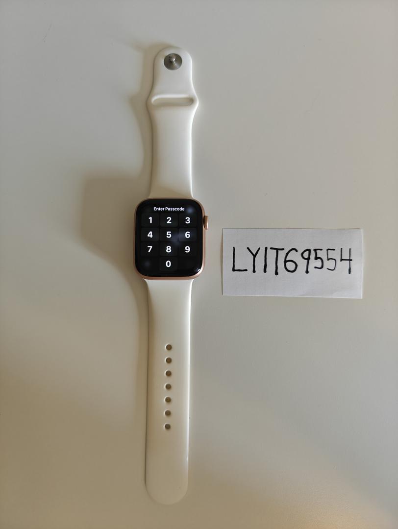 Apple Watch Series 5 44mm, color Gold
