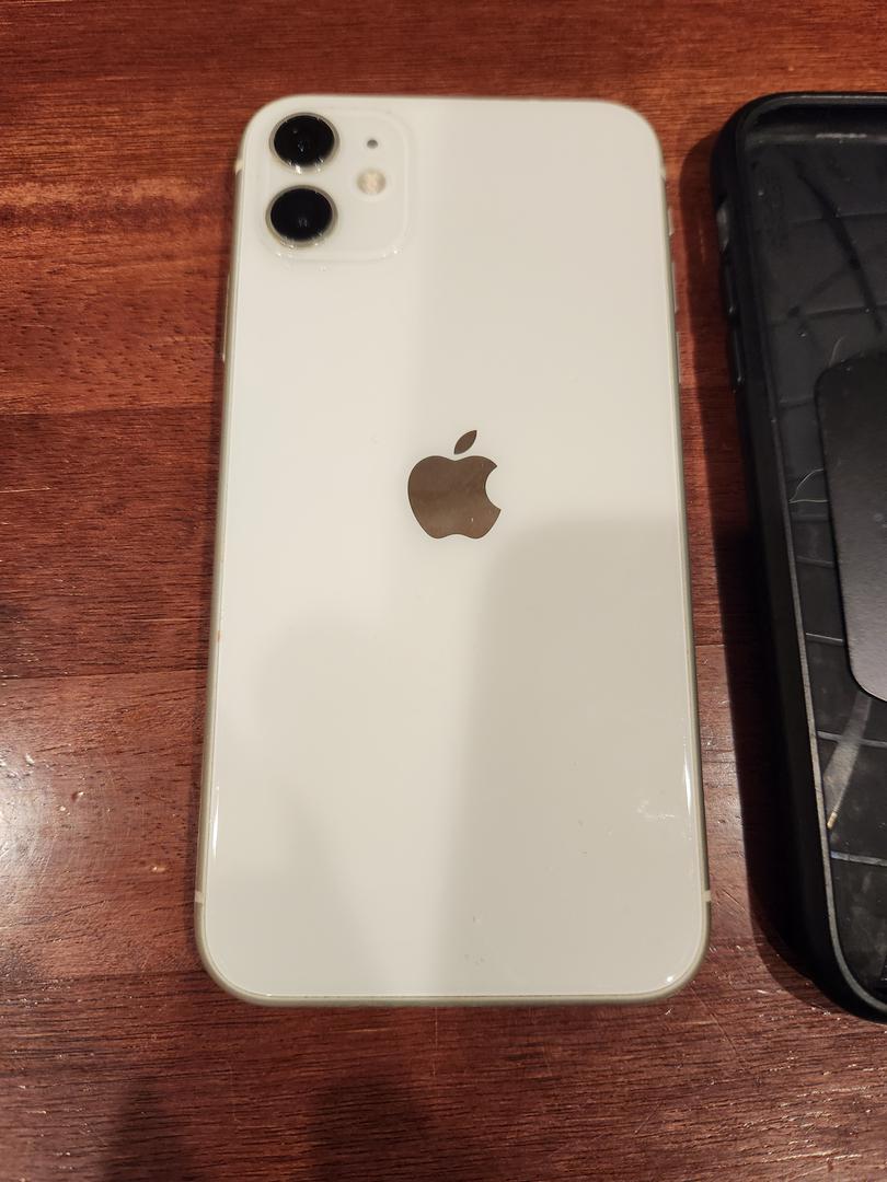 Apple iPhone 11 Unlocked, White, 64GB, A2111 LYIY23217 Swappa