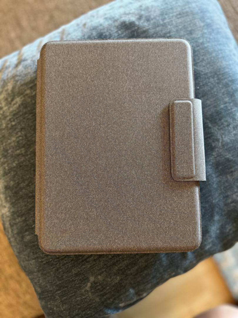 Apple iPad Air 5th Gen, color Starlight