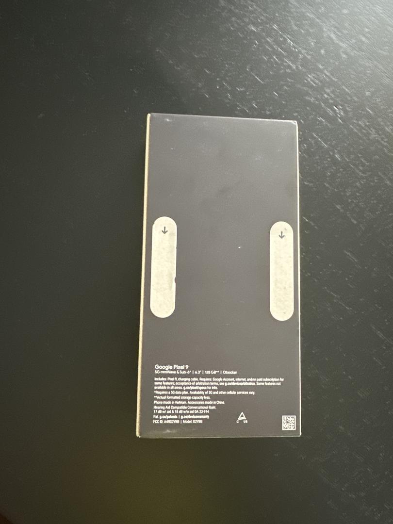 Google Pixel 9, color Obsidian