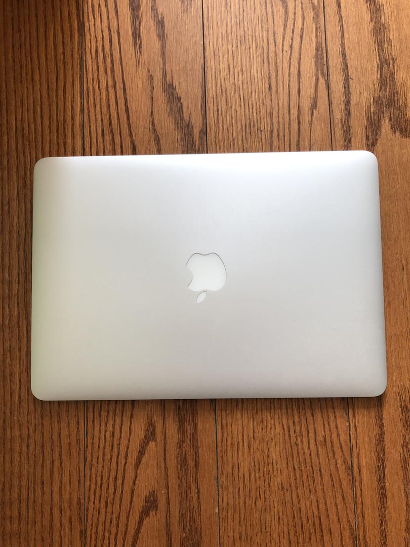 MacBook Air 2017 - 13", color Silver