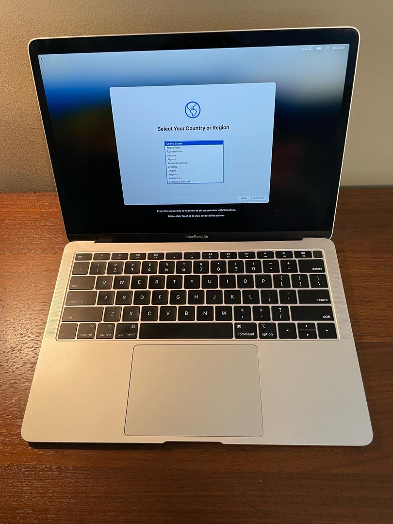 MacBook Air 2018 - 13", color Silver
