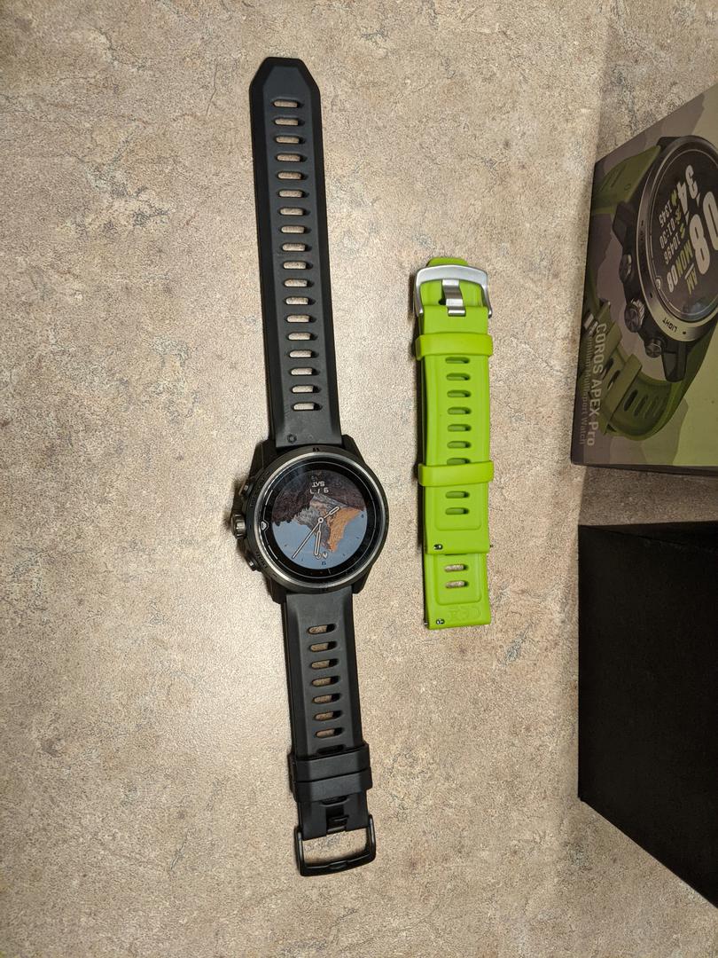 Coros Apex Pro, color Black