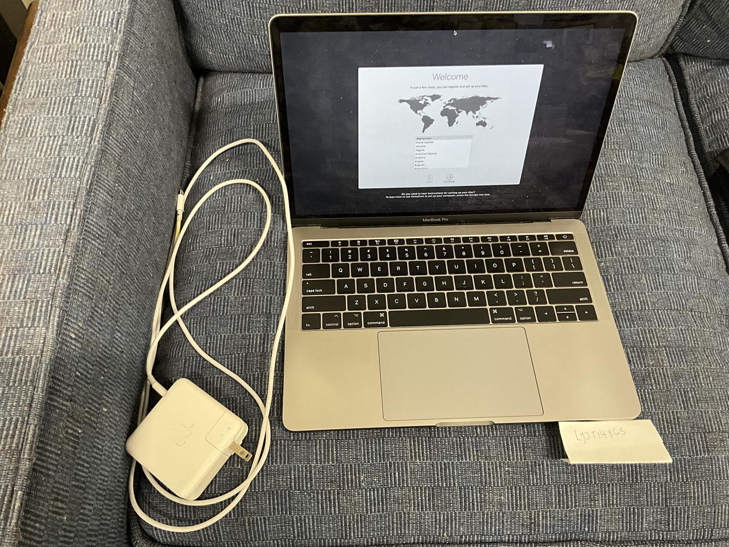 MacBook Pro 2017 (No Touch Bar) - 13 inch - Product Guide, Specs