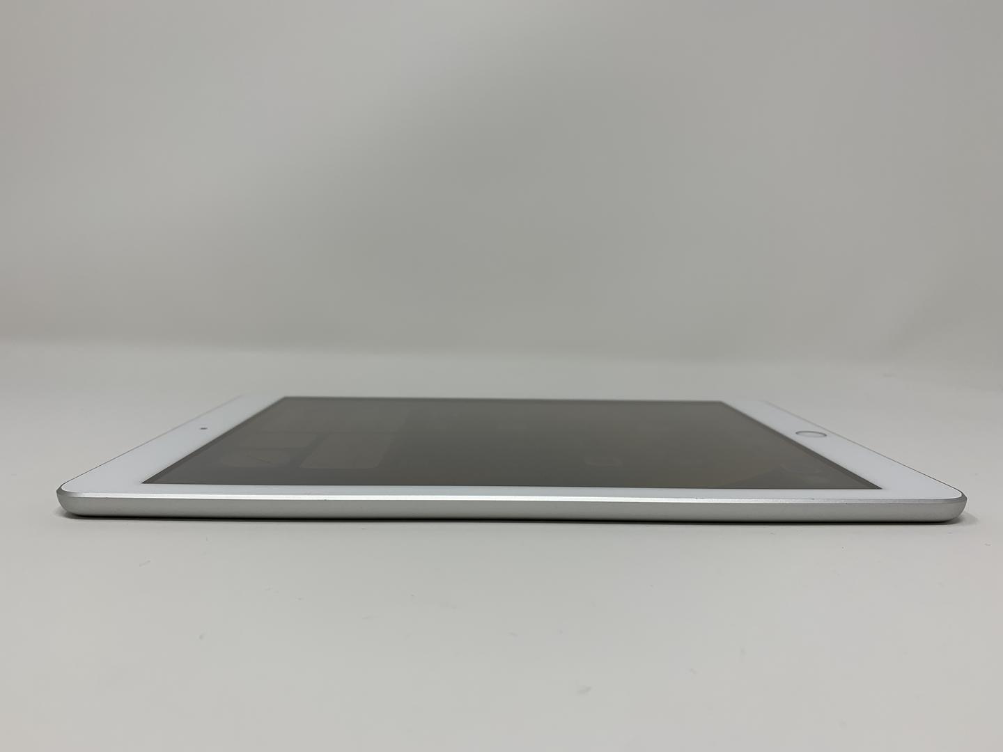 Apple iPad 6th Gen, color Silver