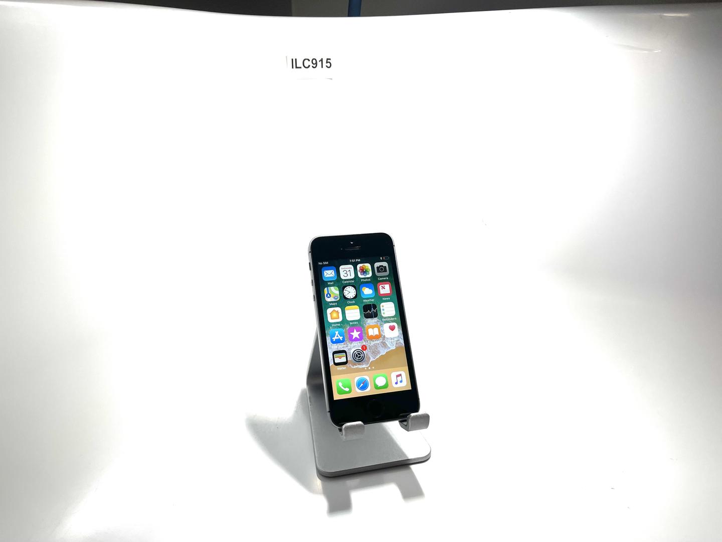 Apple iPhone SE 1st Gen 2016, color Grey